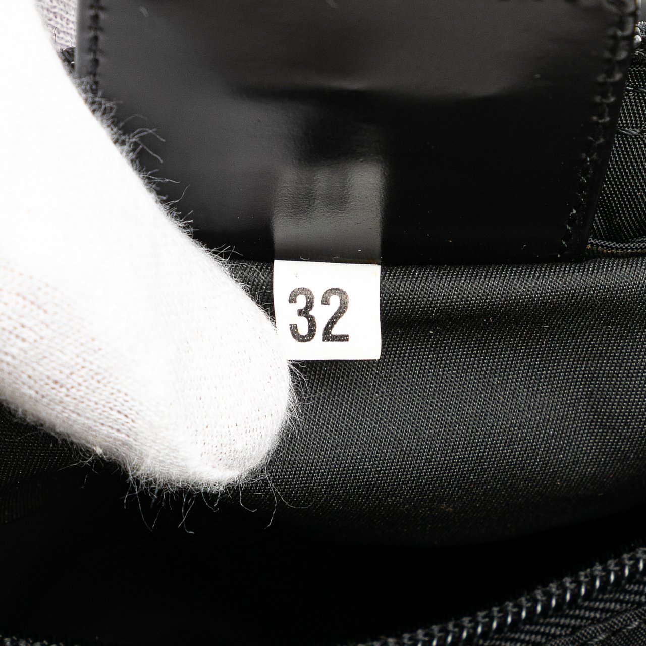 Prada Tessuto Zip Top Crossbody Zwart