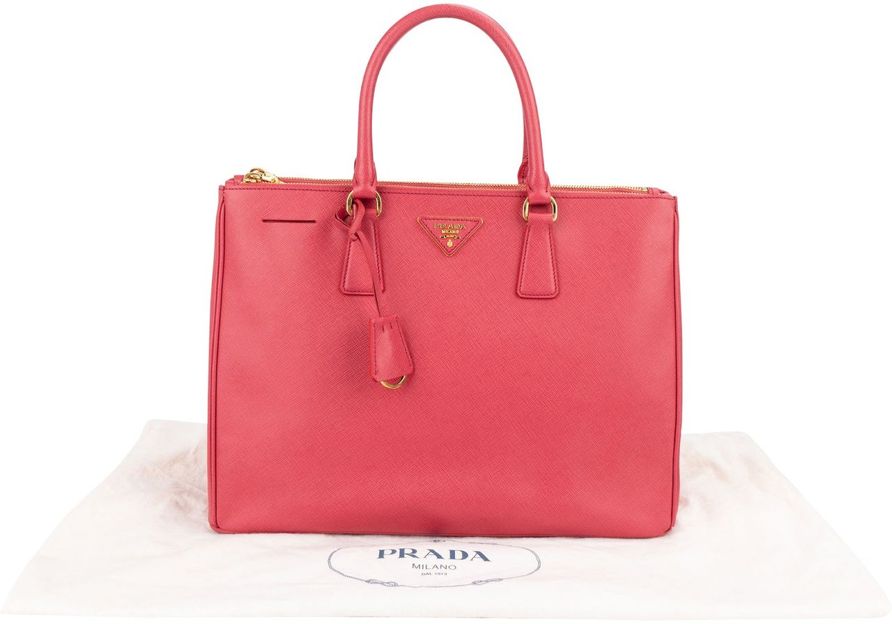 Prada Saffiano Leather Large Galleria Handbag Roze