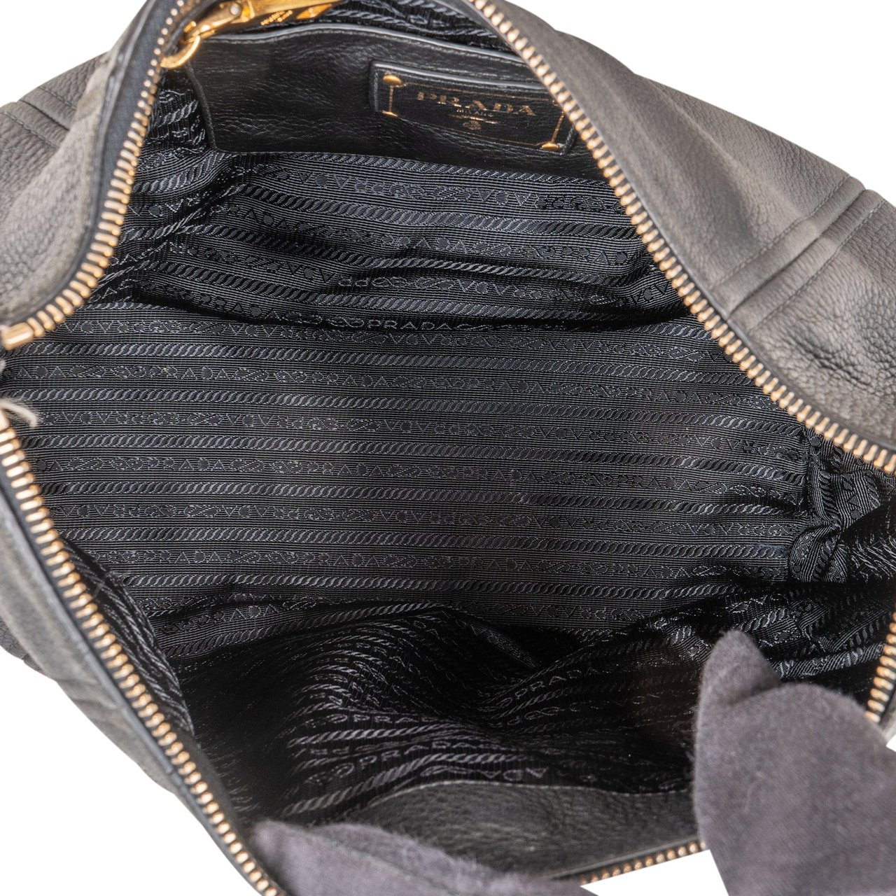 Prada Vitello Daino Leather Hobo Shoulder Bag Zwart