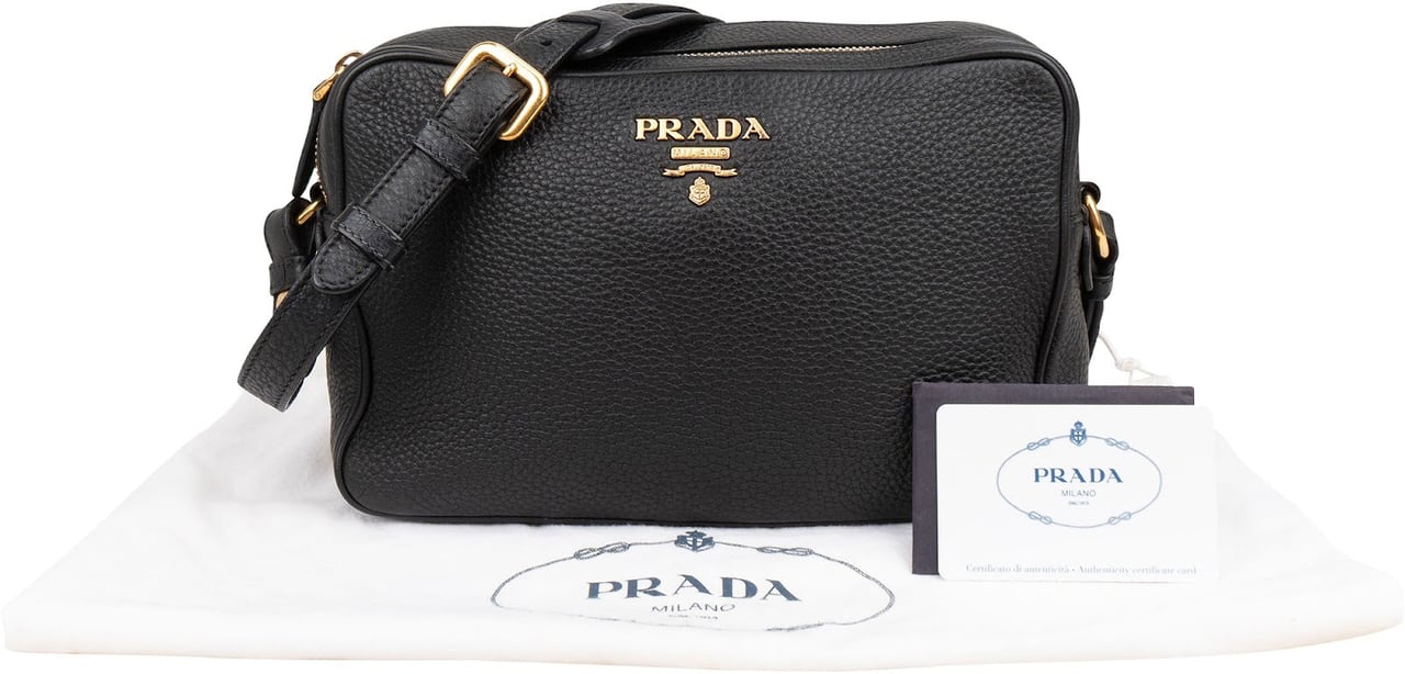 Prada Black Vitello Daino Leather Camera Crossbody Bag 1BH079 Zwart