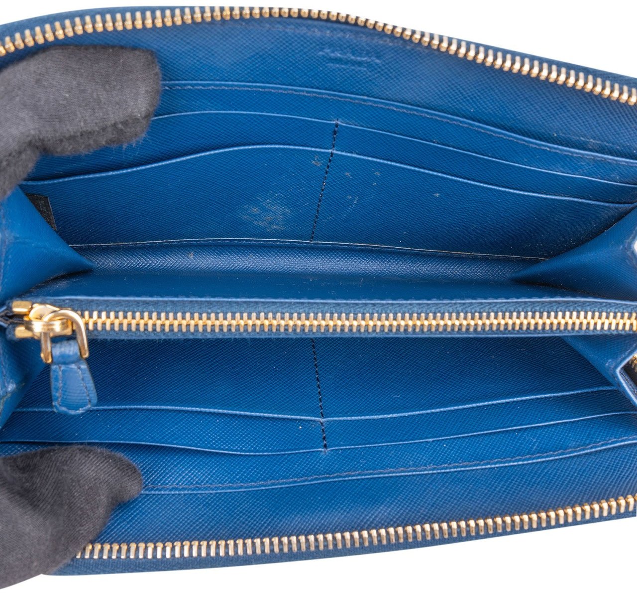 Prada Saffiano Metal Leather Zip Around Wallet Blauw