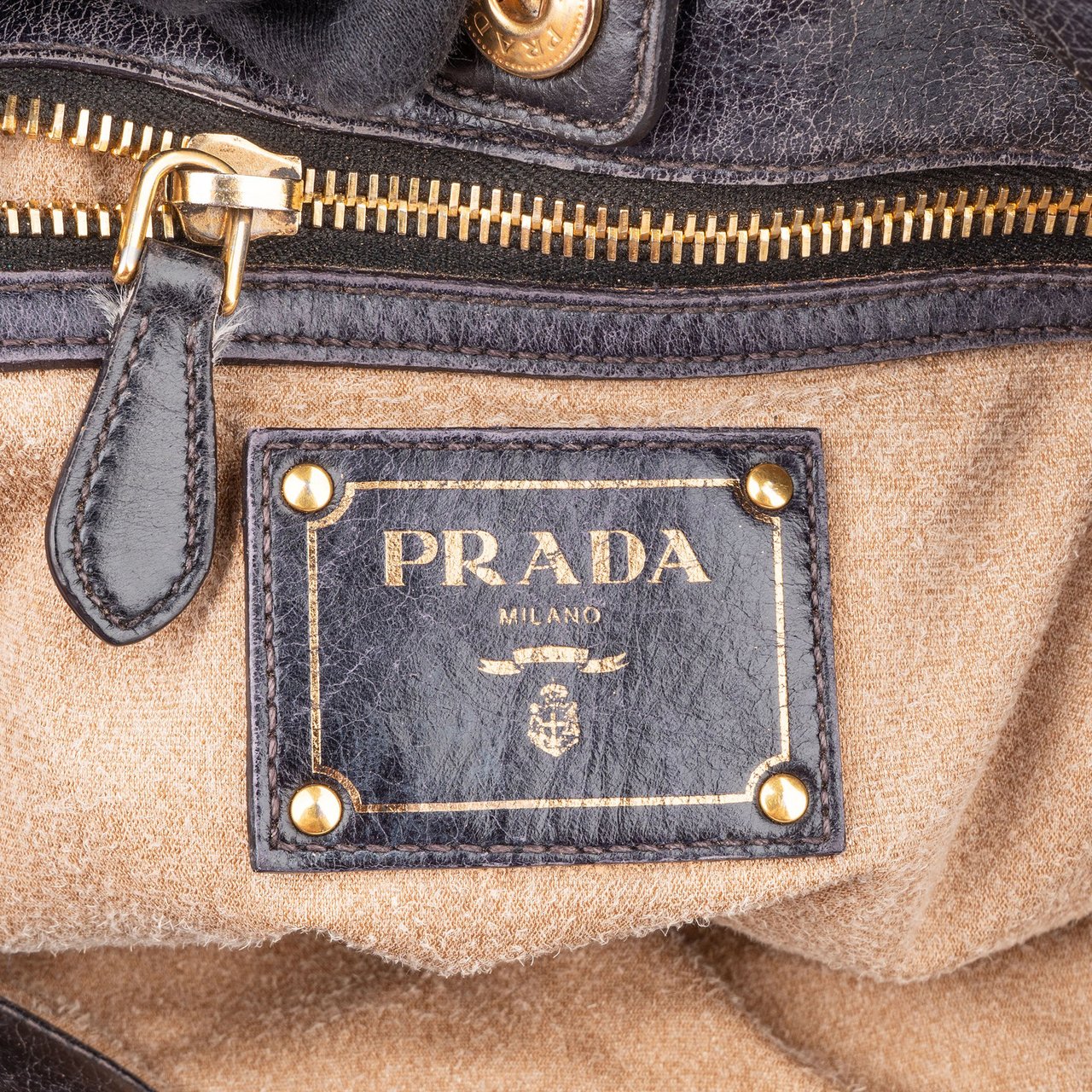 Prada Prada Black Leather Handbag Zwart