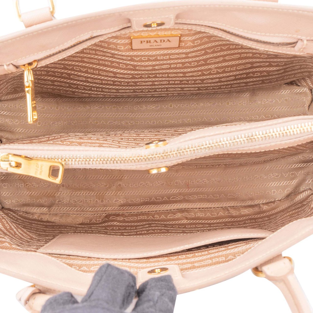 Prada Prada Pink Saffiano Leather Gallieria Handbag Roze