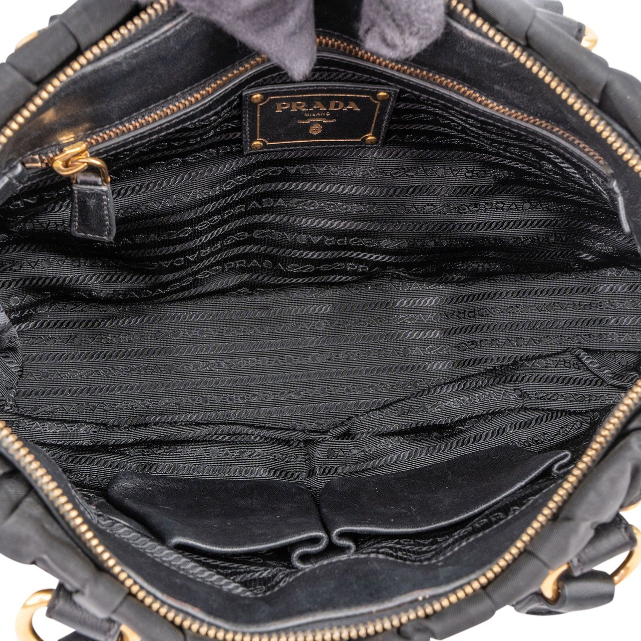 Prada Black Tessuto Gauffre Satchel Handbag Zwart
