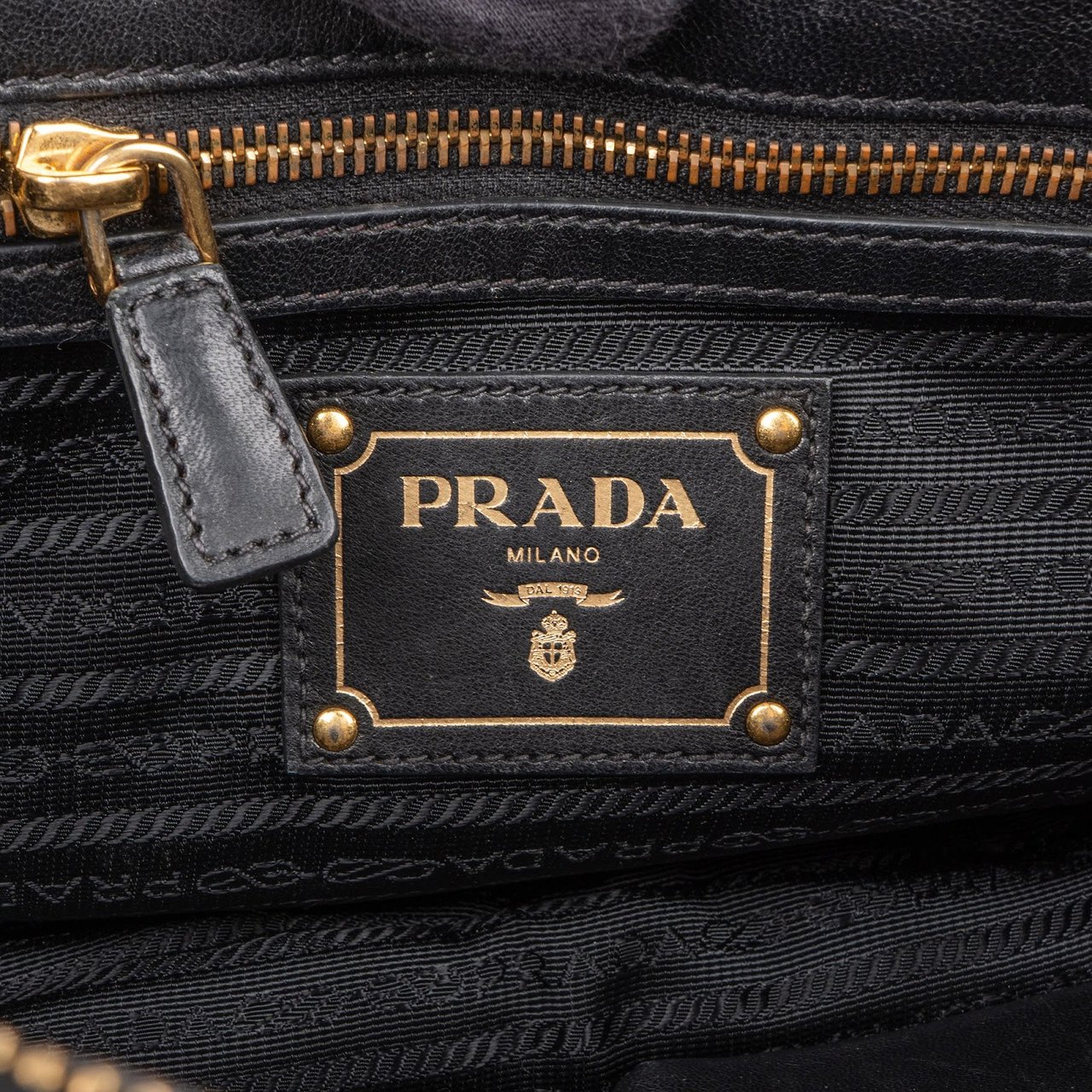 Prada Black Tessuto Gauffre Satchel Handbag Zwart