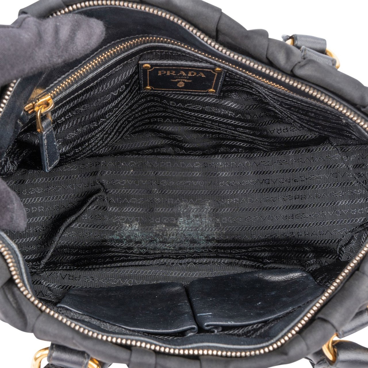 Prada Black Tessuto Gauffre Satchel Handbag Zwart
