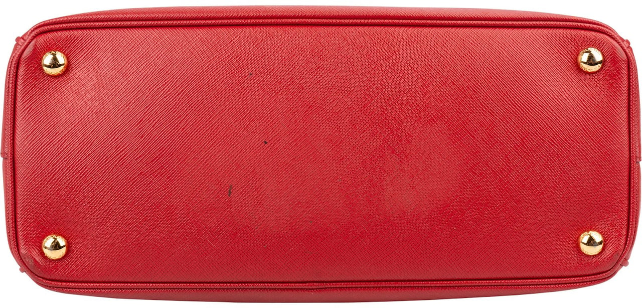 Prada Red Saffiano Leather Galleria Handbag Rood