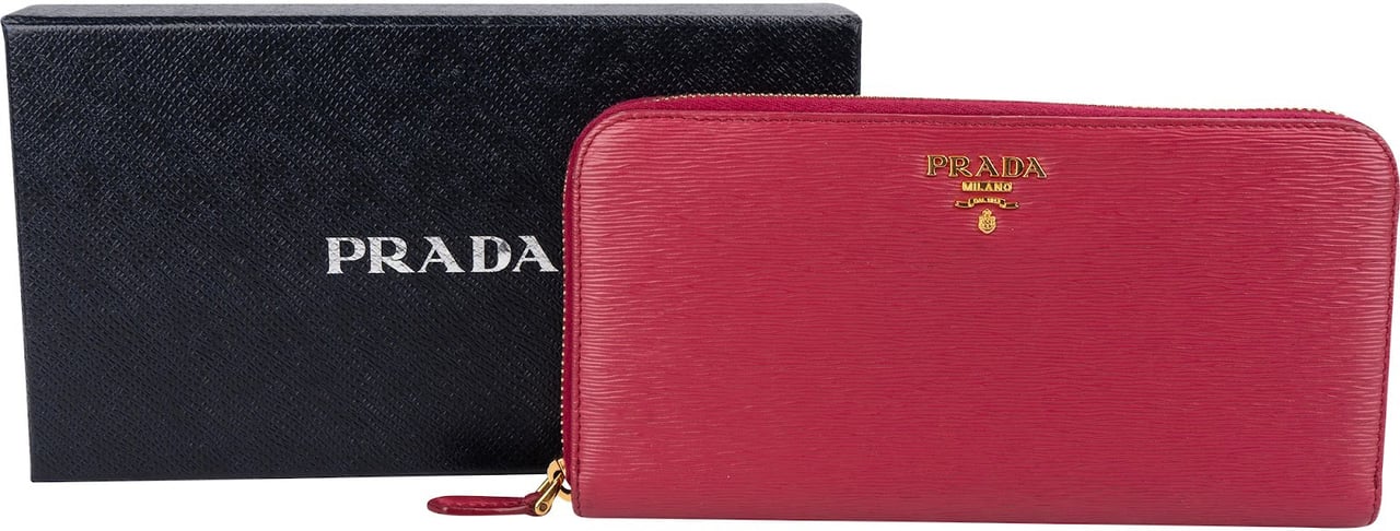 Prada Vitello Move Leather Zip Around Wallet Rood
