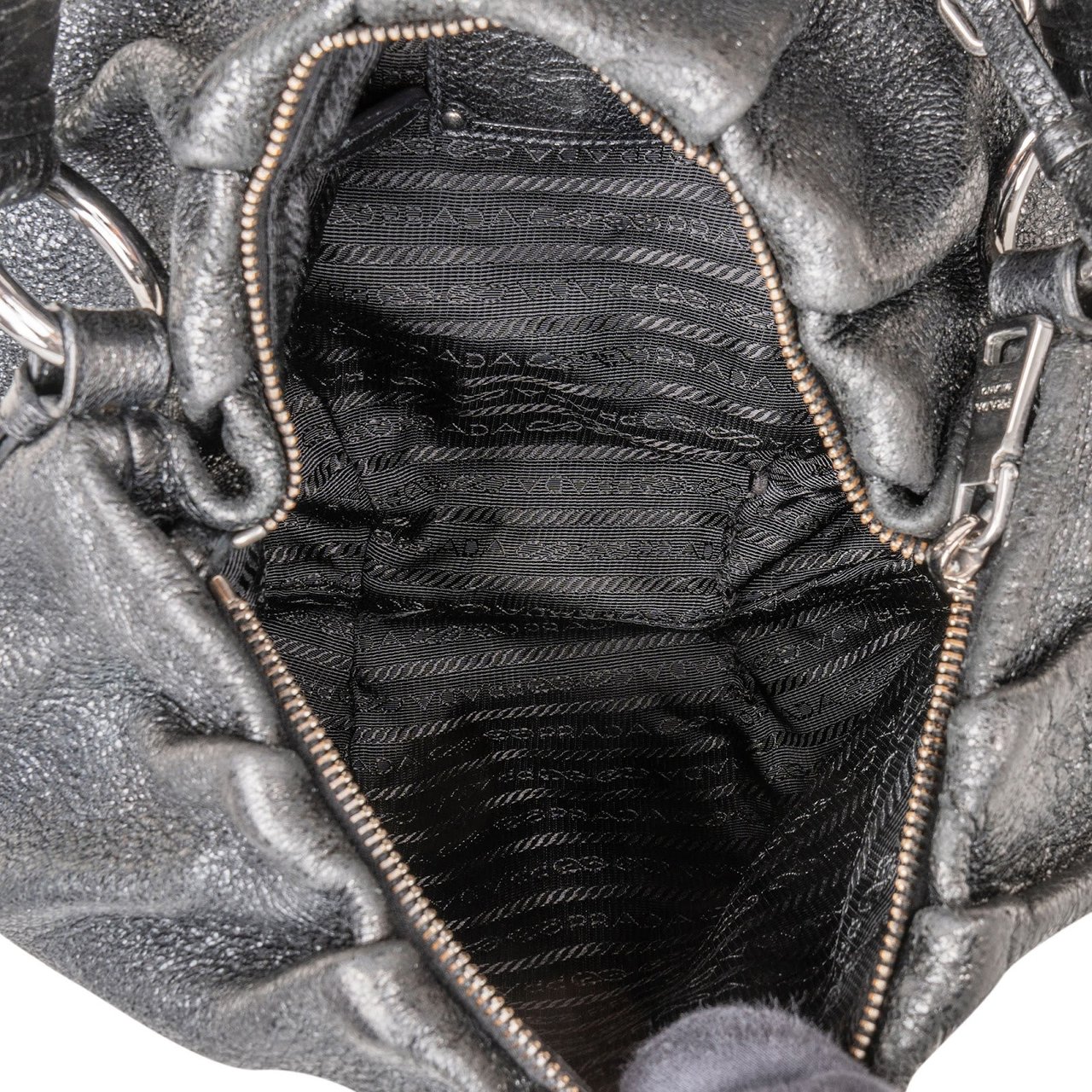 Prada Vitello Daino Ruched Hobo Shoulder Bag Zwart
