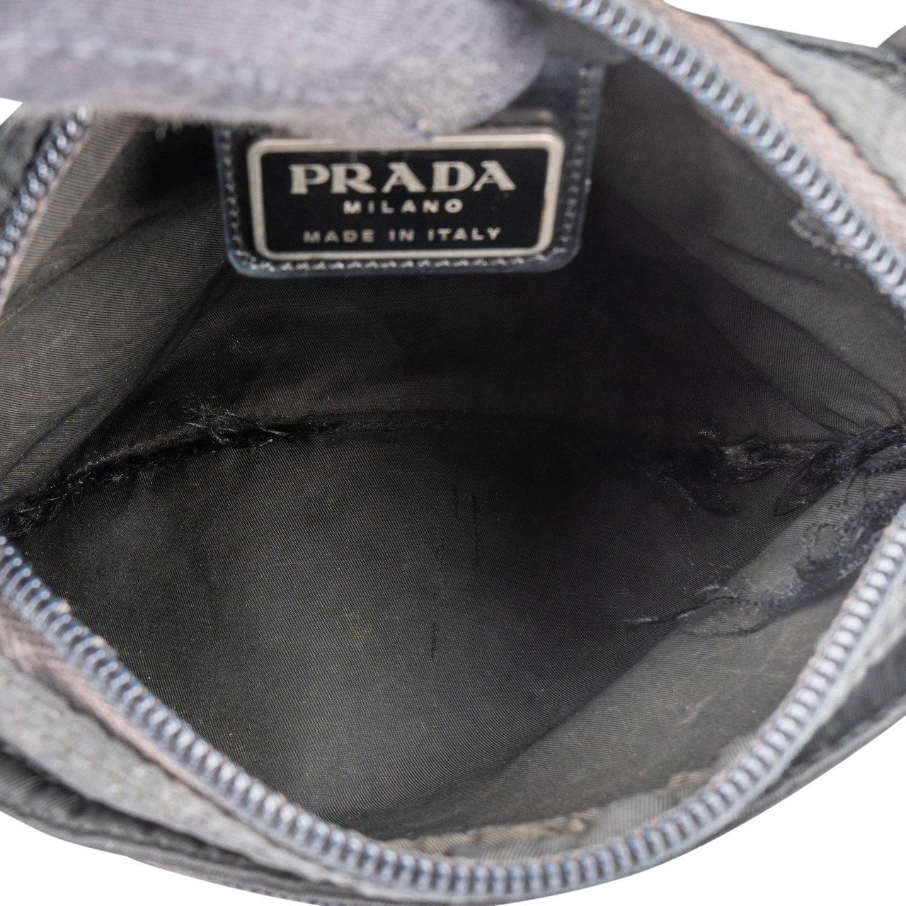 Prada Prada Black Nylon Triangle Crossbody Side Bag Zwart