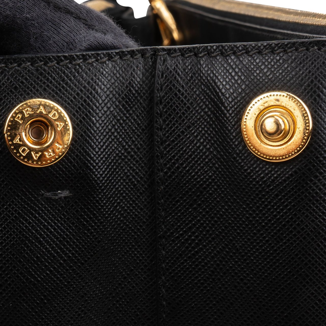 Prada Black Saffiano Leather Galleria Handbag Zwart