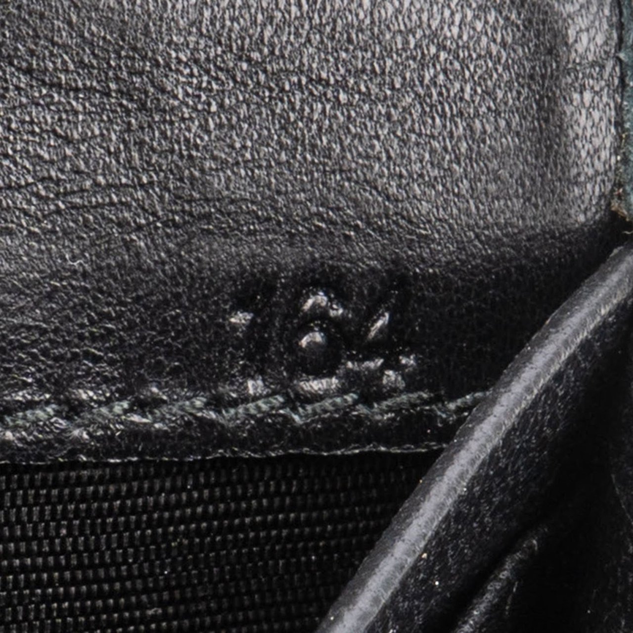 Prada Black Quilted Tessuto Triangle Wallet Zwart