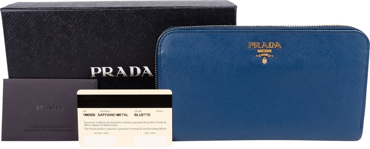 Prada Blue Saffiano Leather Zip Around Wallet Blauw