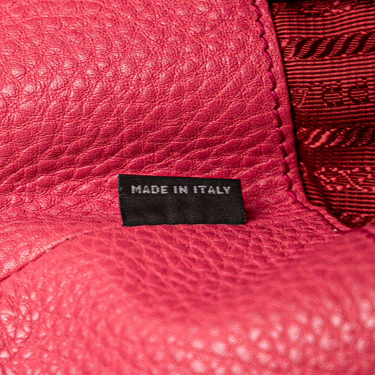 Prada Vitello Daino Open Convertible Tote Roze