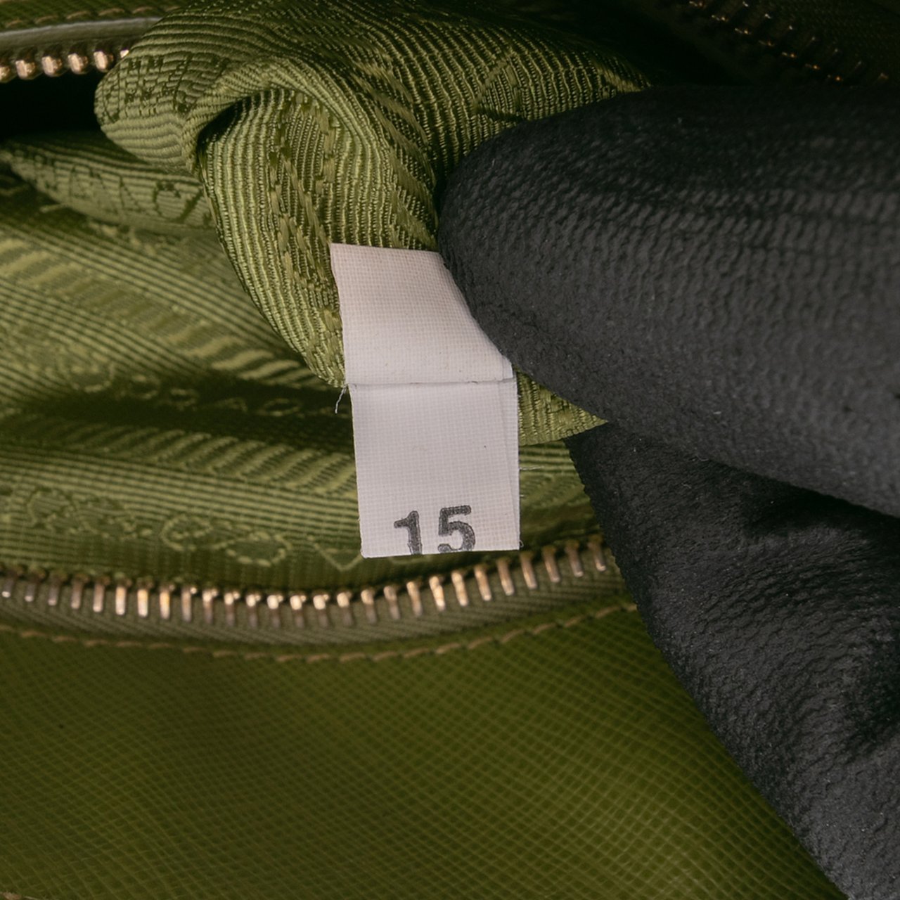 Prada Medium Saffiano Lux Promenade Satchel Groen