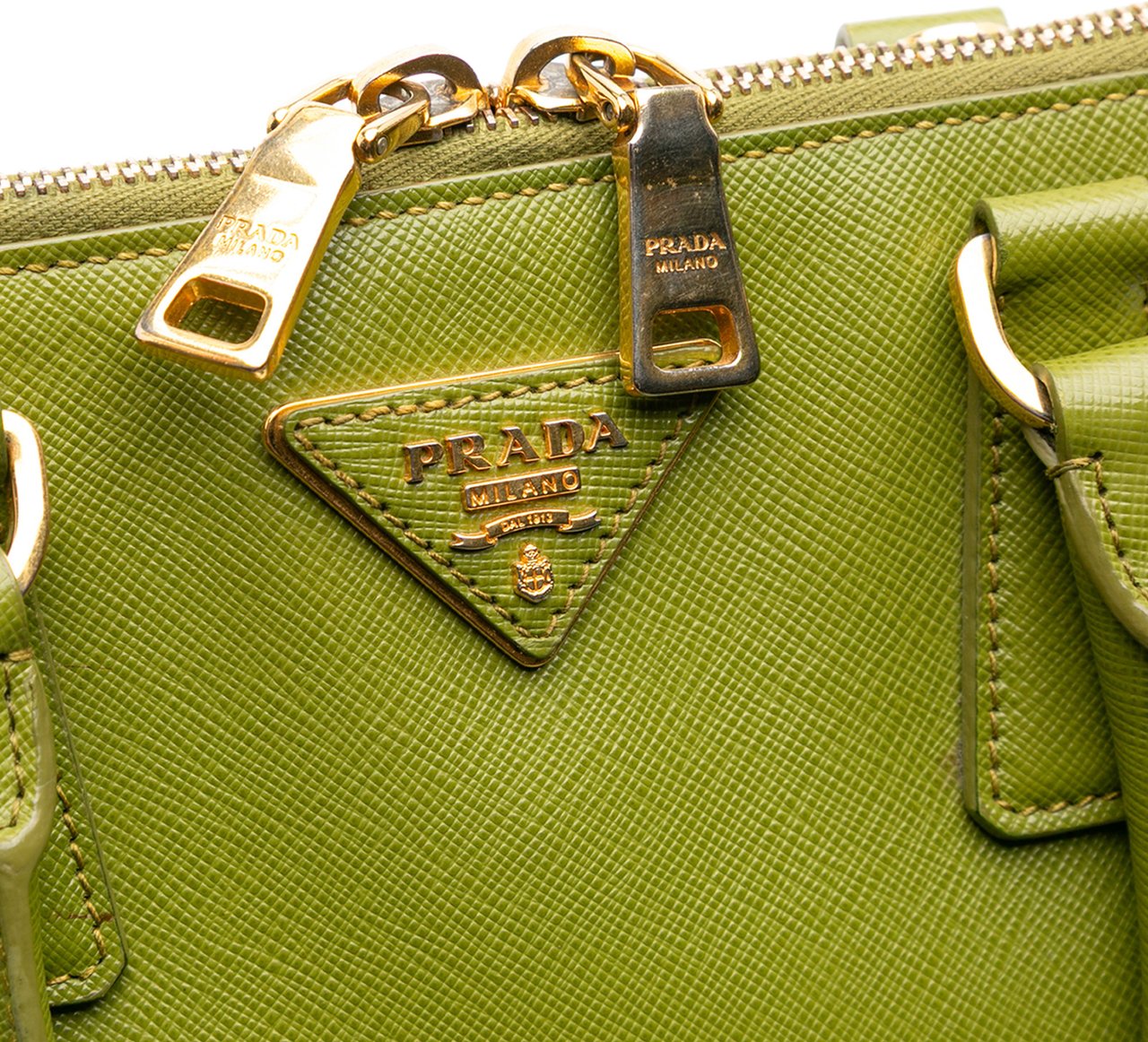 Prada Medium Saffiano Lux Promenade Satchel Groen