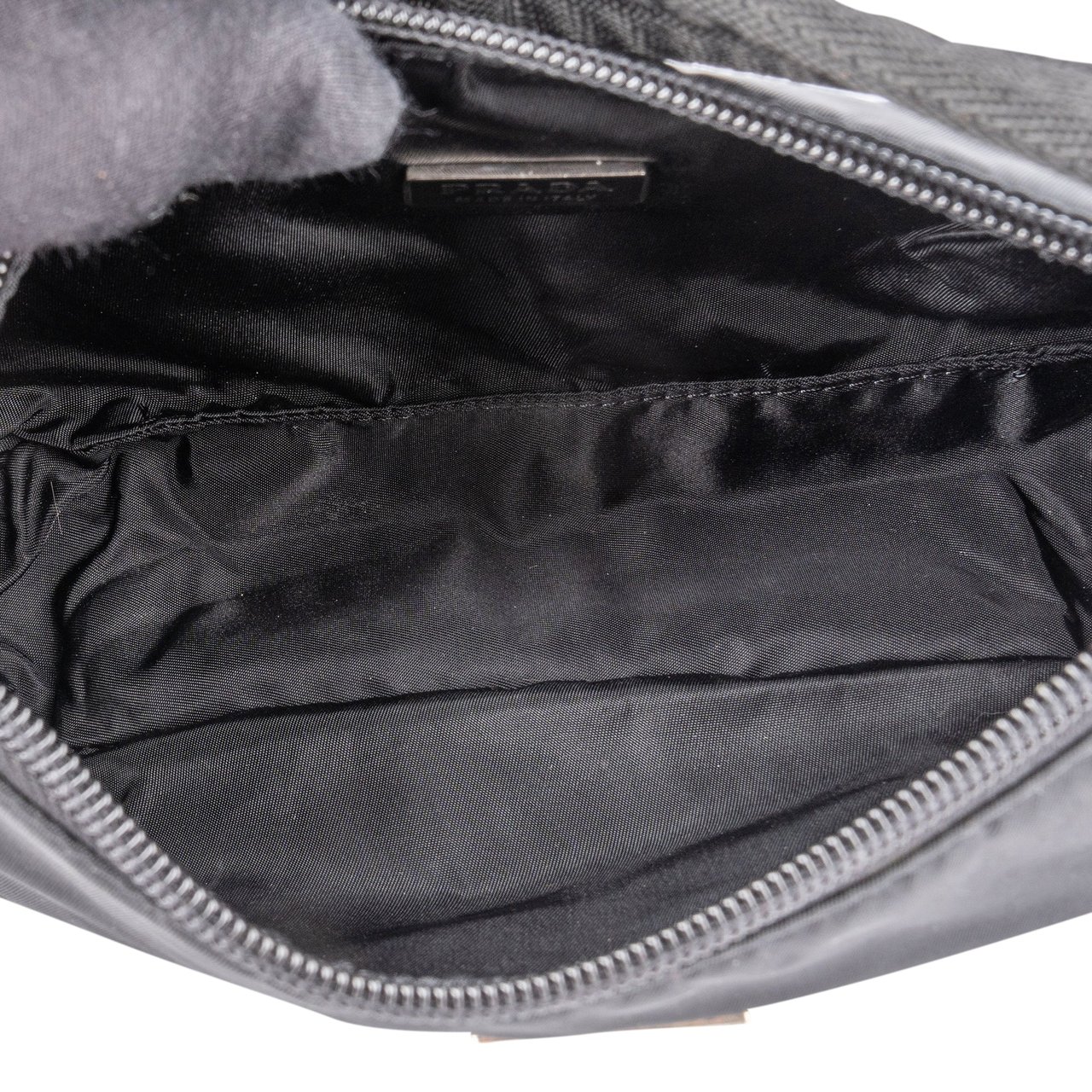 Prada Prada Black Nylon Triangle Vintage Re-Editon Handbag Zwart
