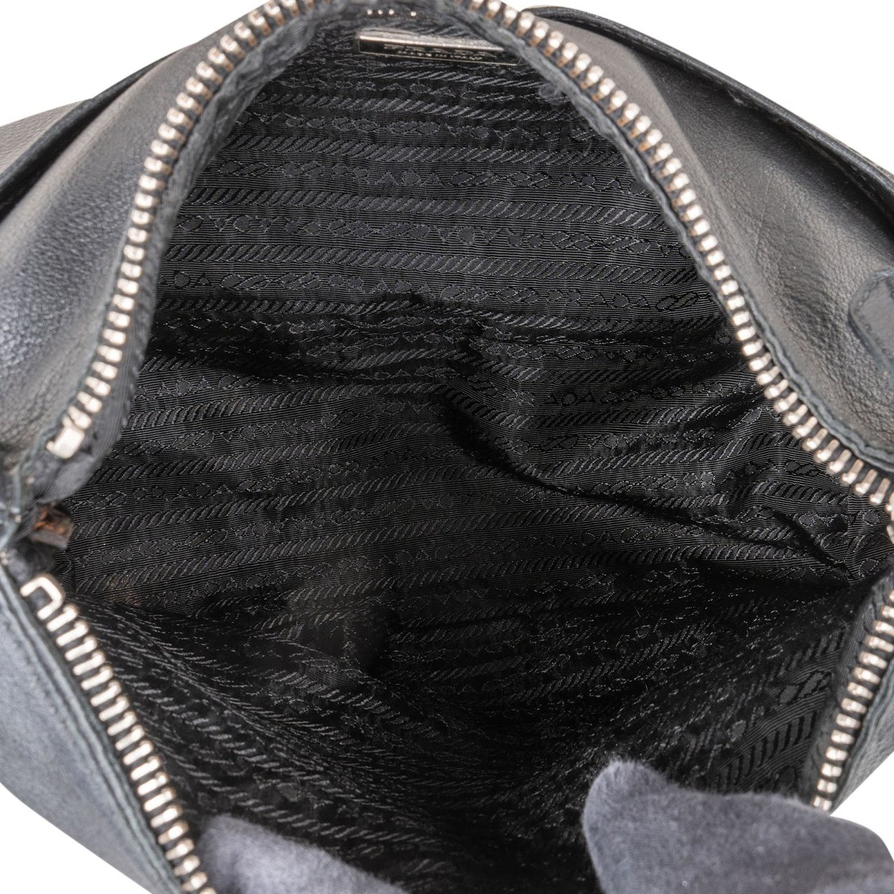 Prada Vitello Daino Leather Two Pocket Shoulder Bag Zwart