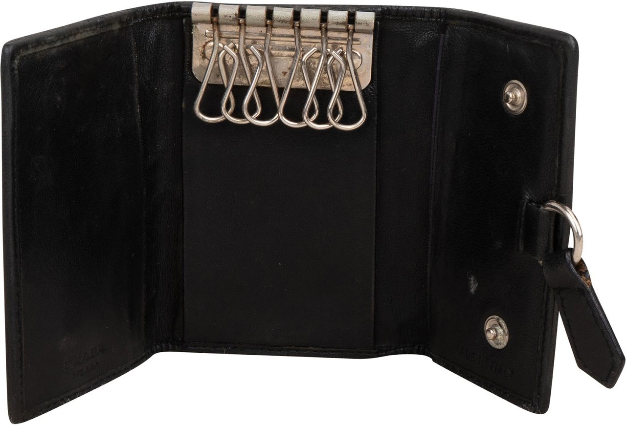 Prada Cavallino Animal Hair Giraffe Print Key Holder Zwart