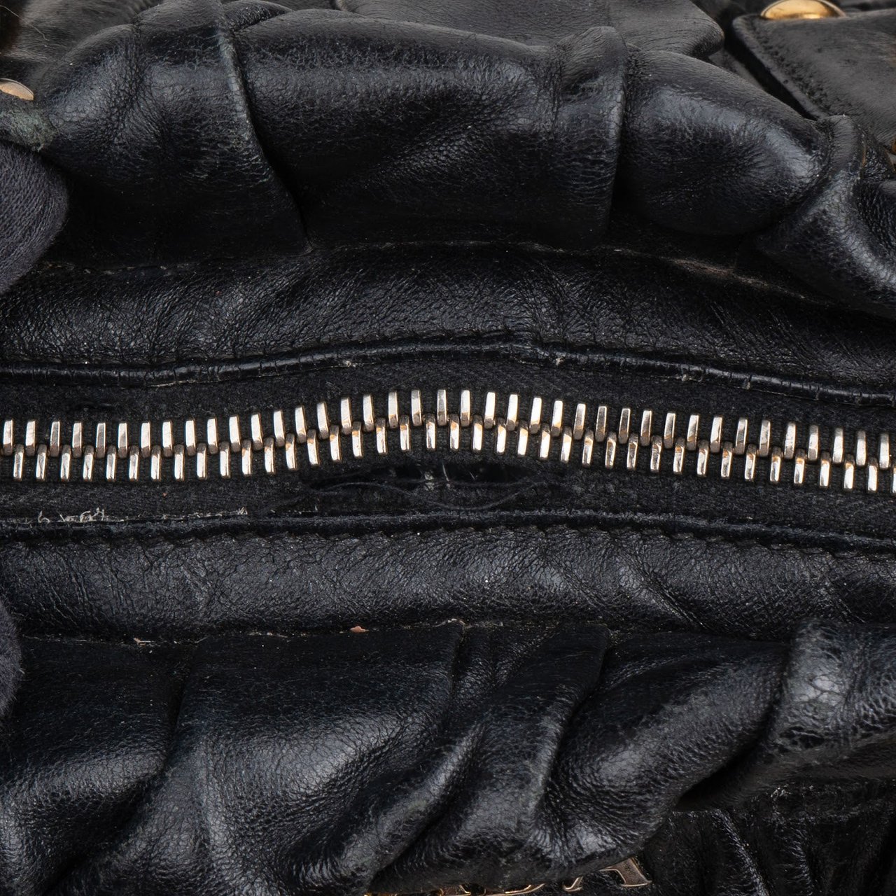 Prada Black Leather Gaufre Satchel Handbag Zwart