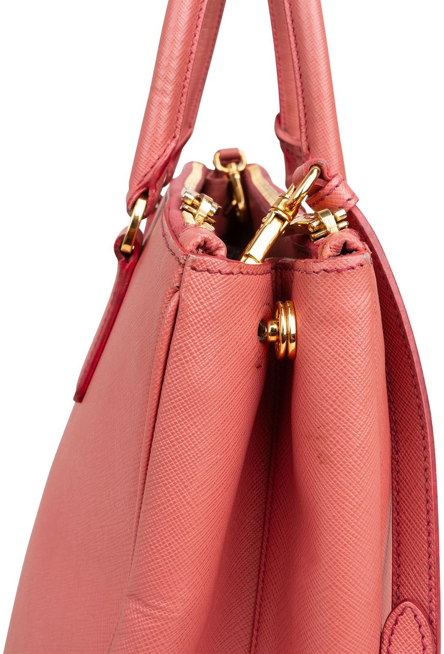 Prada Saffiano Leather Galleria Pocket Handbag Rood