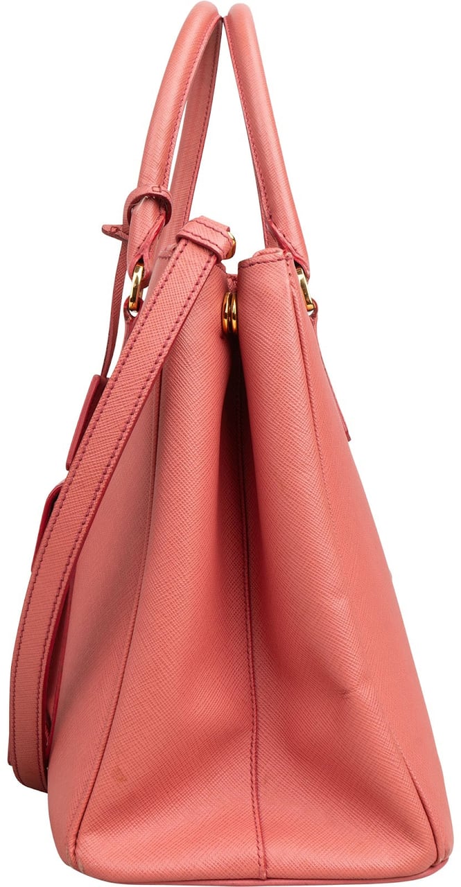 Prada Saffiano Leather Galleria Pocket Handbag Rood