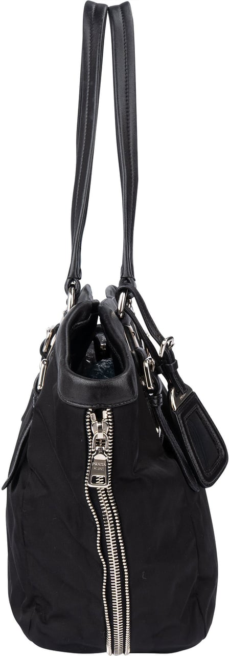 Prada Black Tessuto Zipper Handbag Zwart
