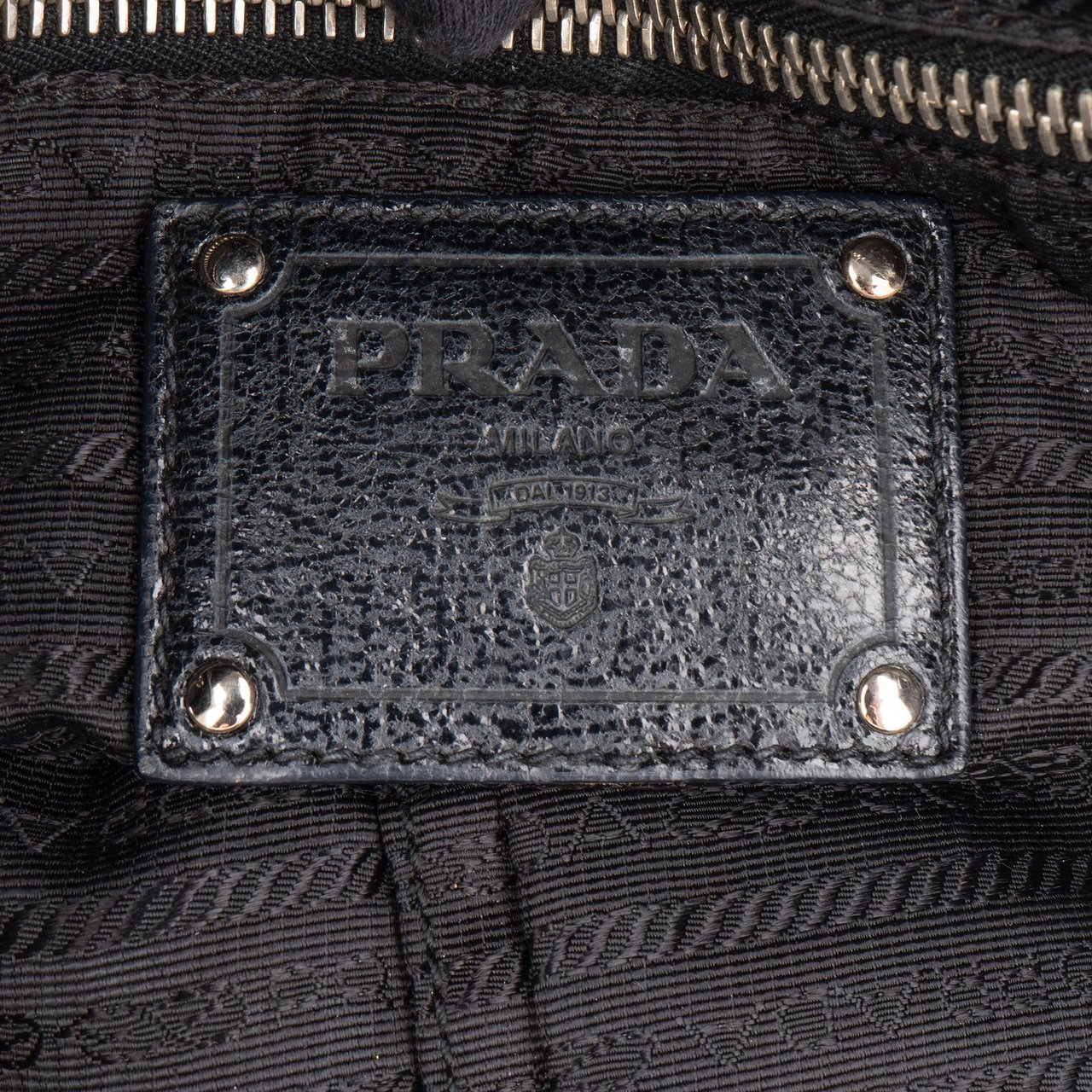Prada Prada Shimering Leather City Handbag Zwart