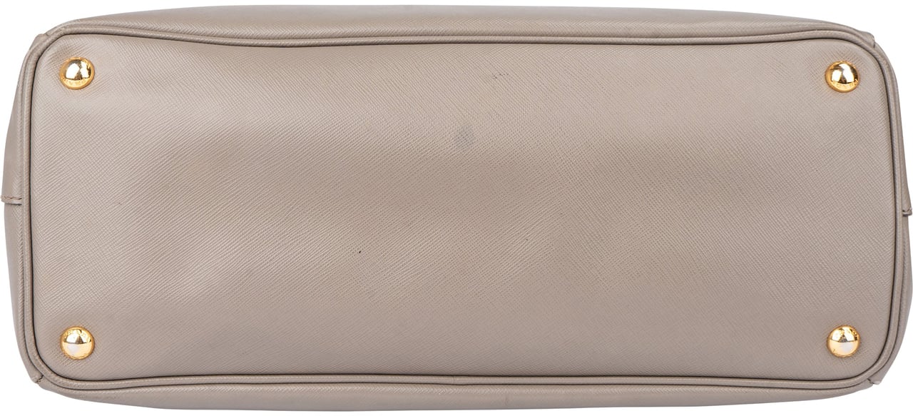 Prada Prada Grey Saffiano Leather Galleria Handbag Divers