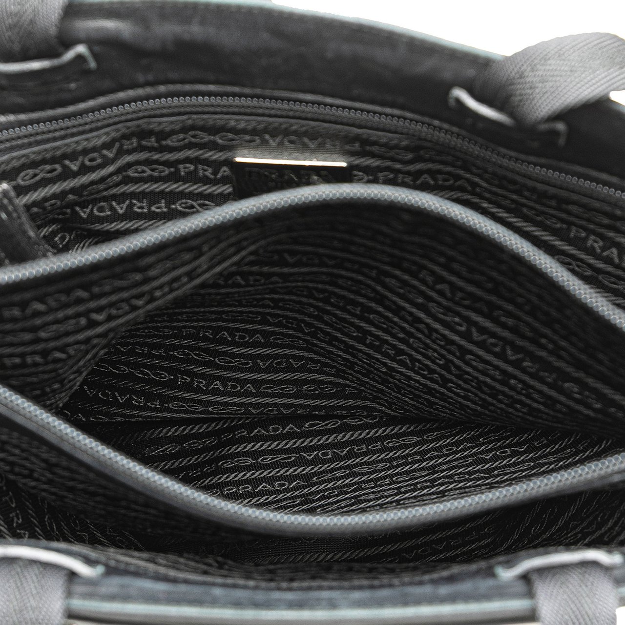 Prada Tessuto Tote Zwart