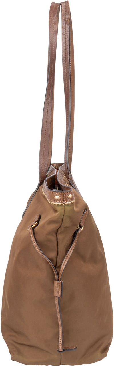 Prada Brown Nylon Handbag Bruin
