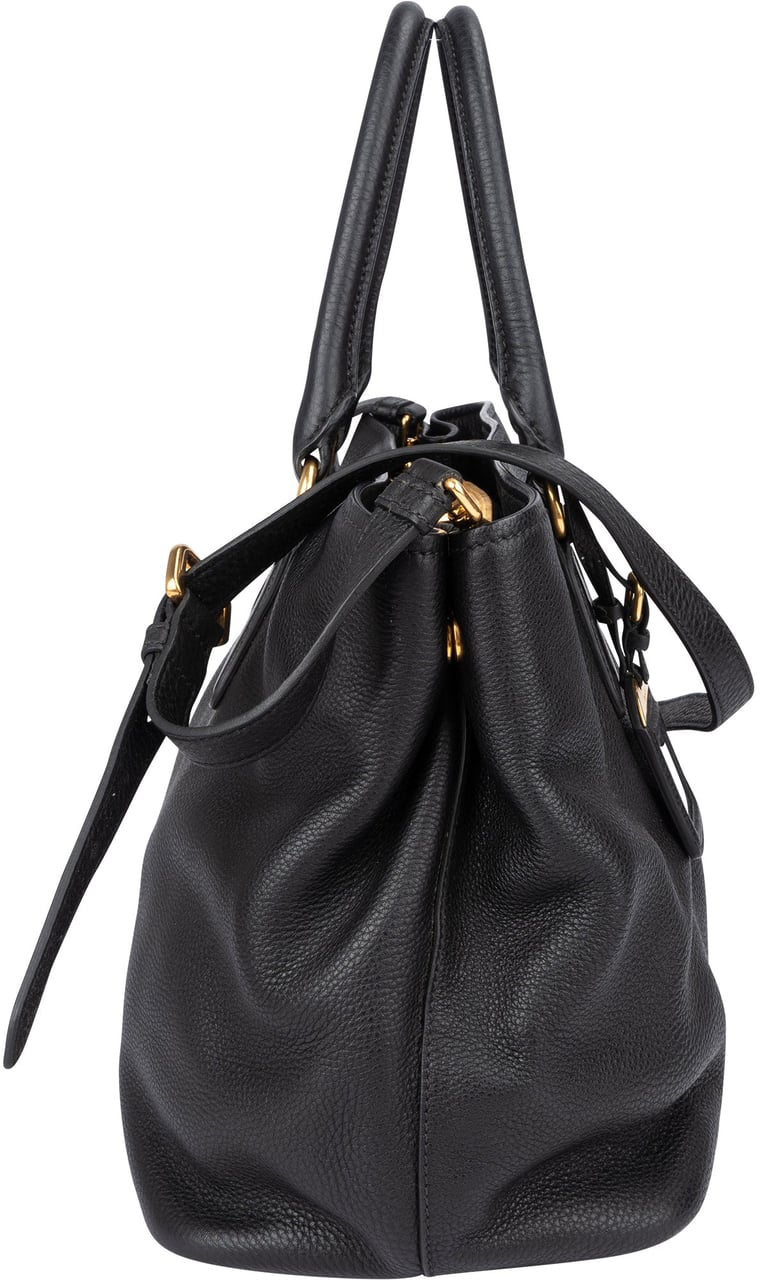 Prada Prada Black Leather Vitello Handbag Zwart