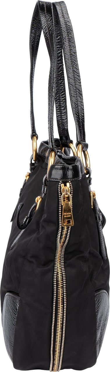 Prada Black Nylon Zipper Handbag Zwart