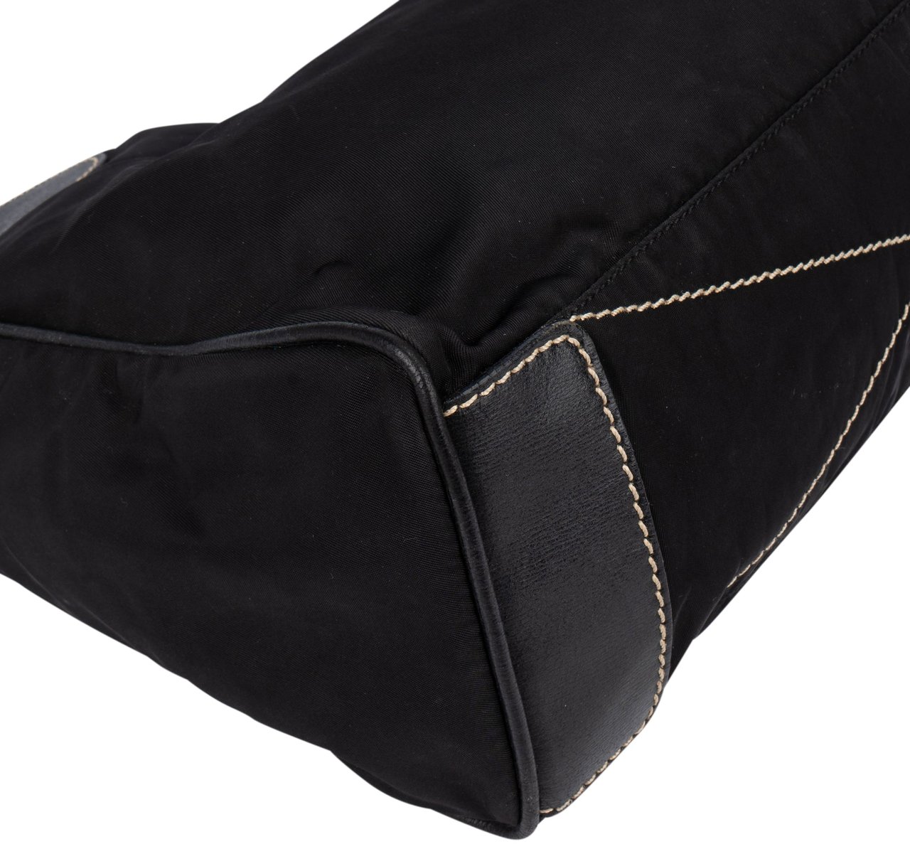 Prada Black Nylon Triangle Handbag Zwart