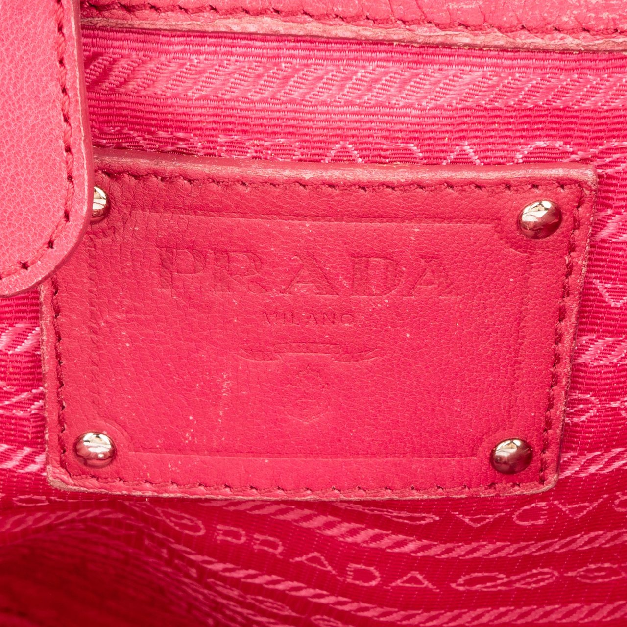 Prada Prada Pink Nylon Leather Mix Handbag Roze