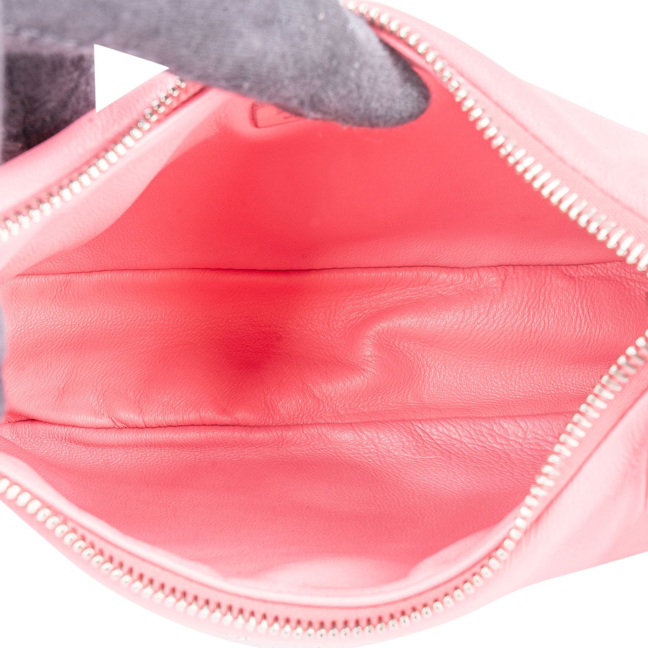 Prada Prada Soft Leather Triangle RE-Edition Crossbody Bag Roze