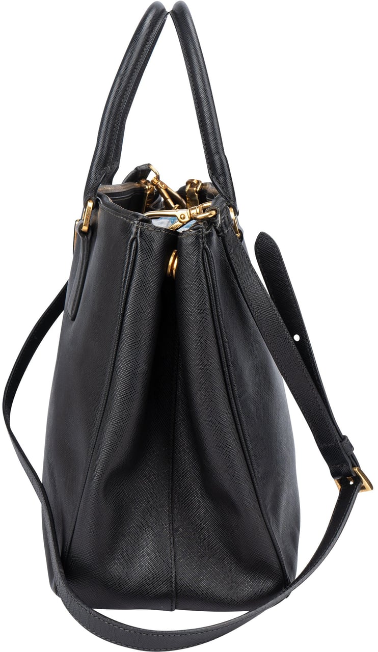 Prada Prada Black Saffiano Leather Galleria Handbag Zwart