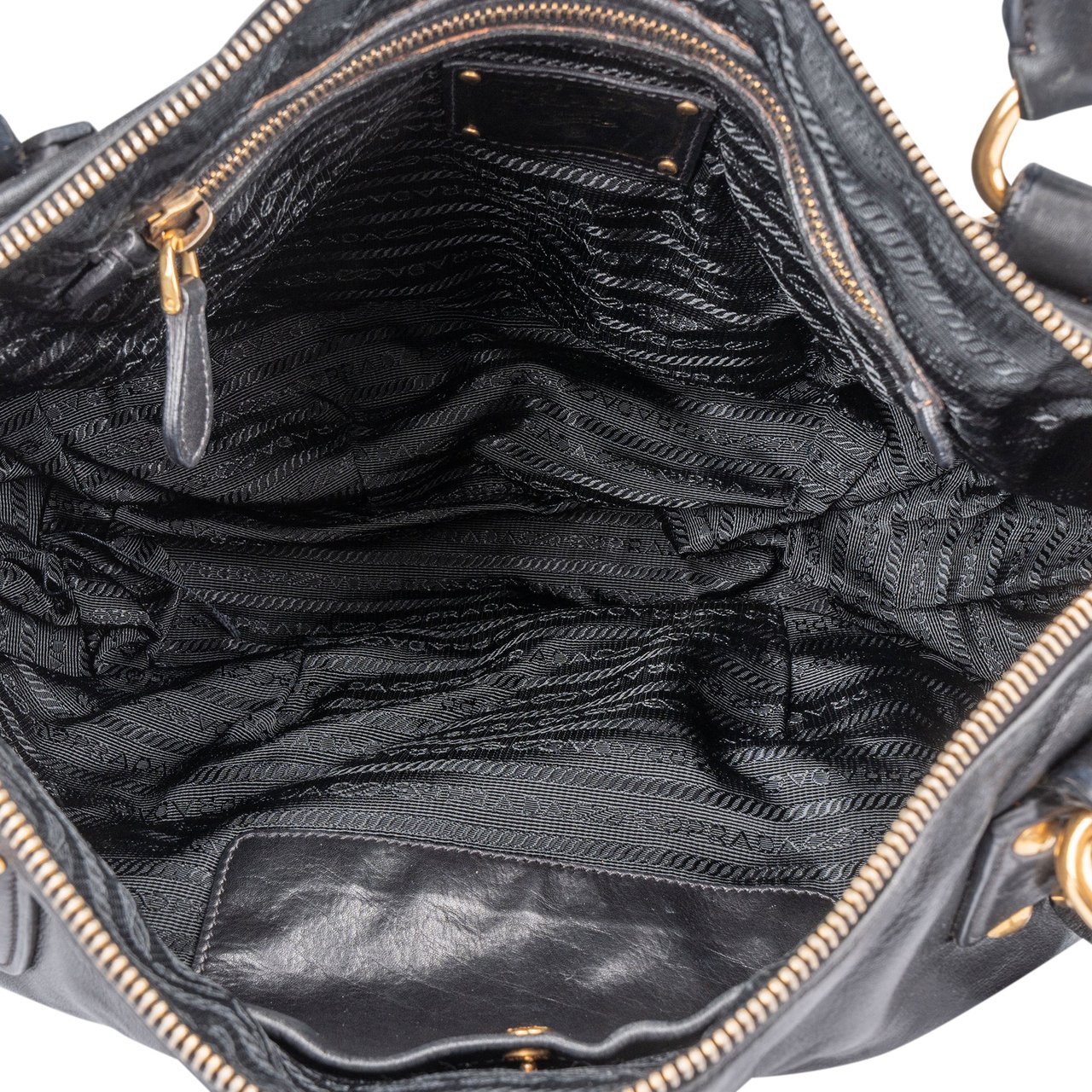 Prada Prada Classic Leather City Handbag Zwart
