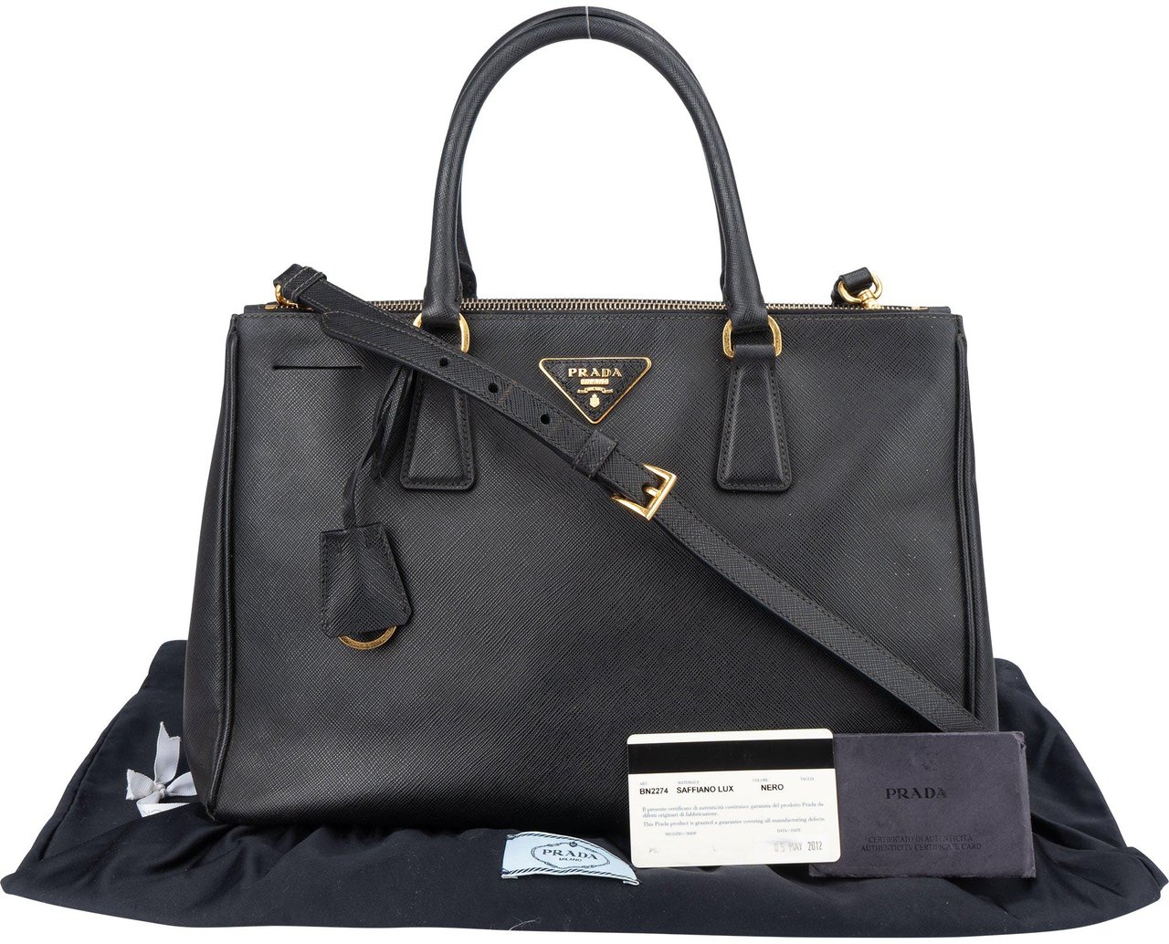 Prada Prada Black Saffiano Leather Galleria Handbag Zwart