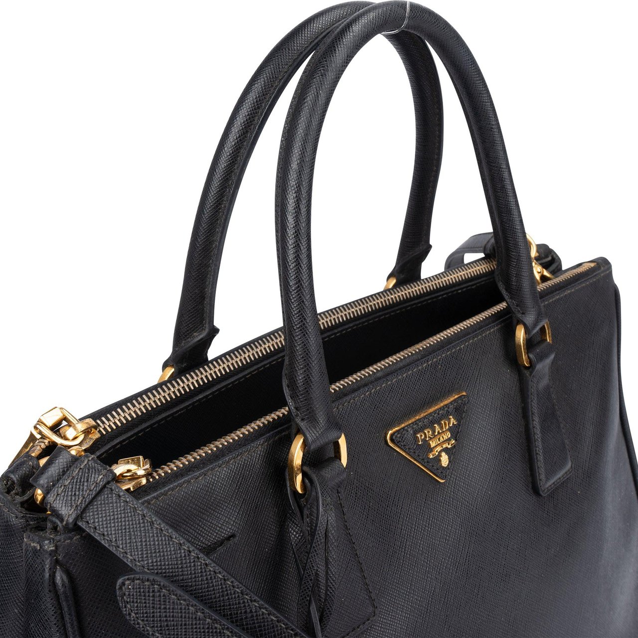 Prada Prada Black Saffiano Leather Galleria Handbag Zwart