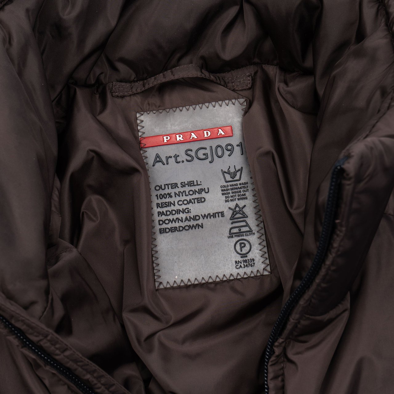 Prada Prada Brown Triangle Puffer Jacket (L) Divers