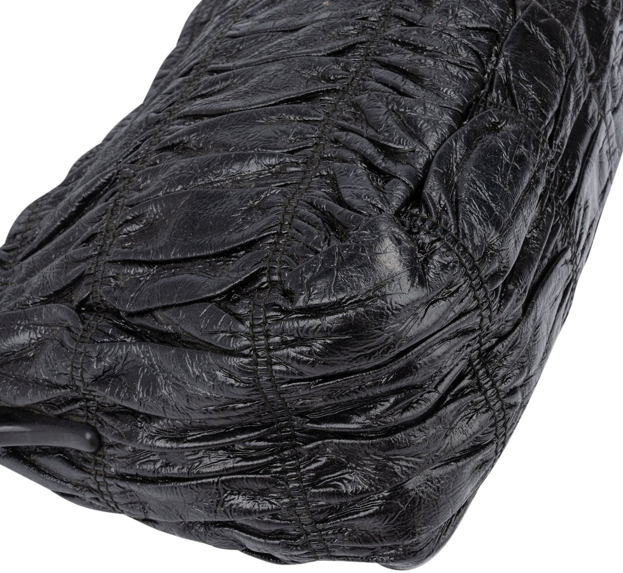 Prada Prada Quilted Patent Leather Shoulder Bag Zwart