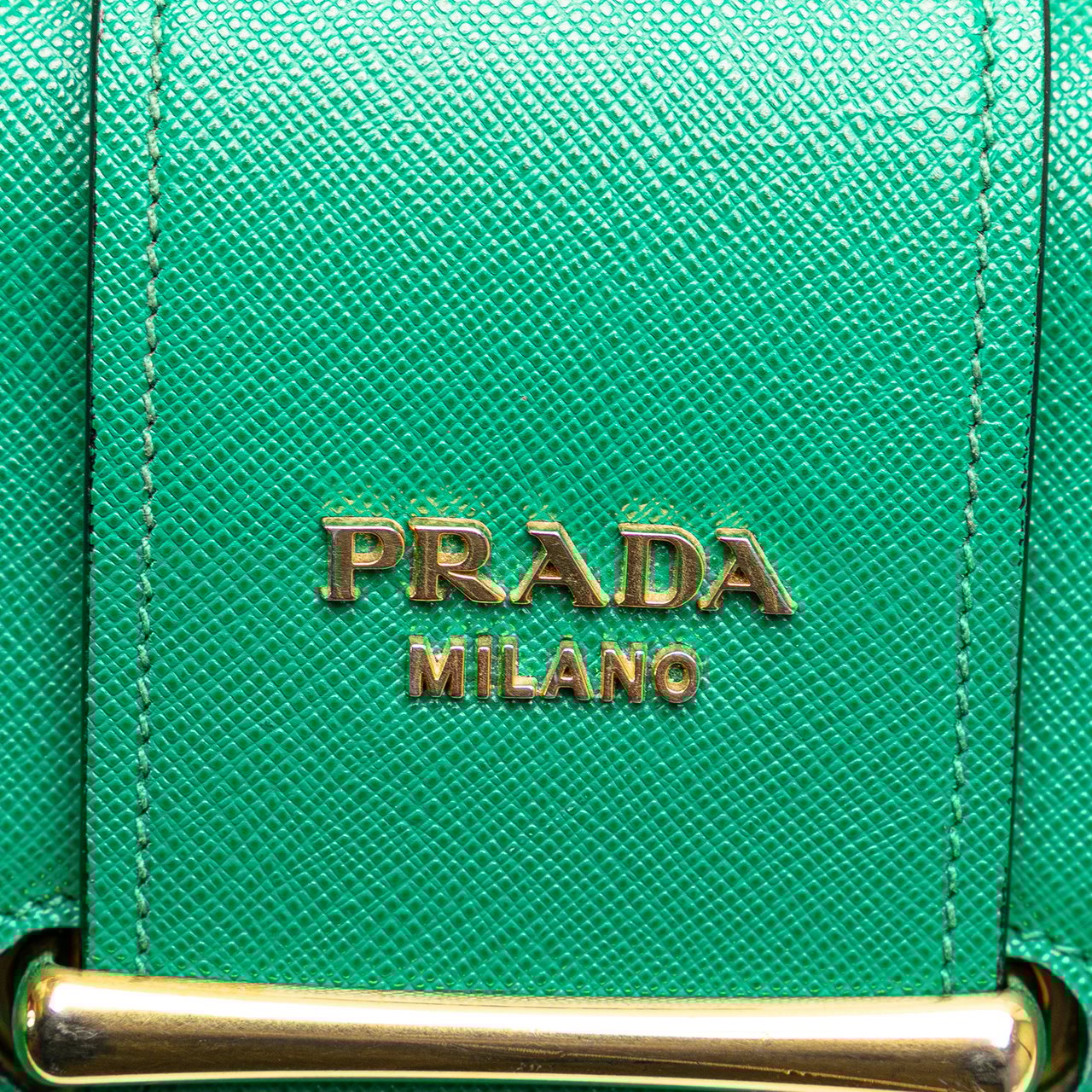 Prada Saffiano Sidonie Crossbody Groen
