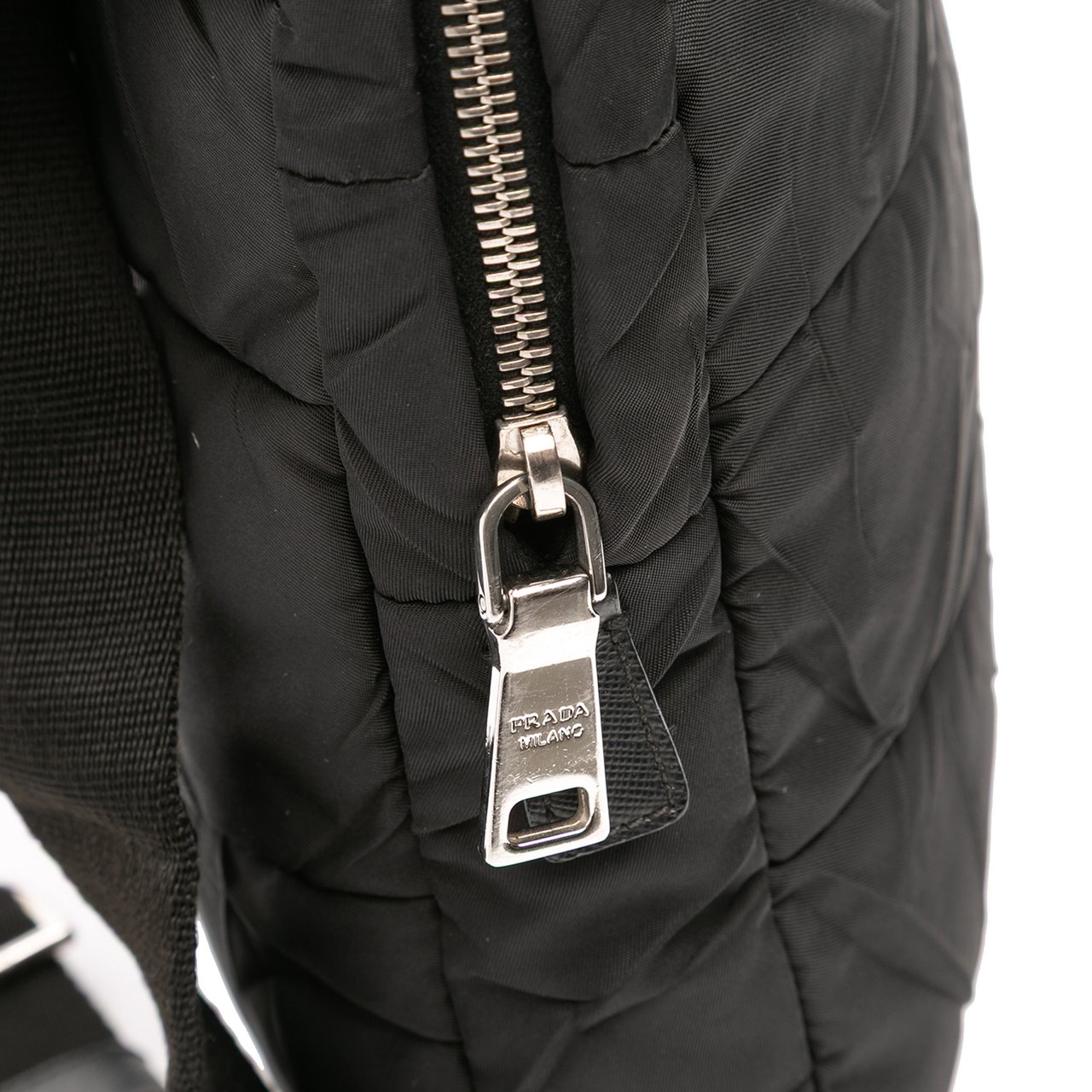 Prada Quilted Tessuto Crossbody Zwart
