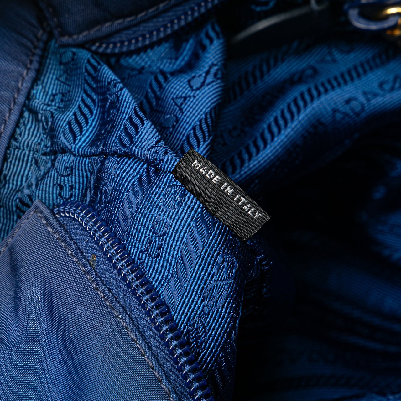 Prada Tessuto Satchel Blauw