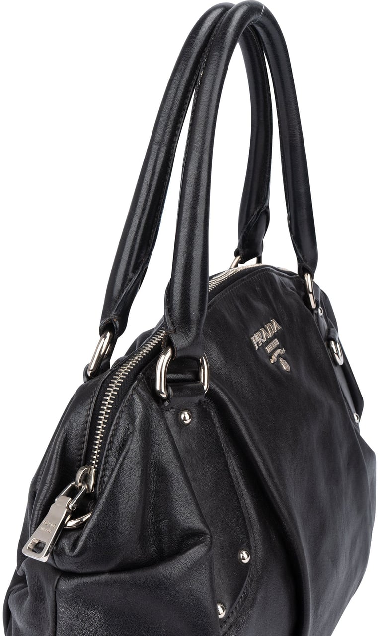 Prada Classic Black Leather Handbag Zwart