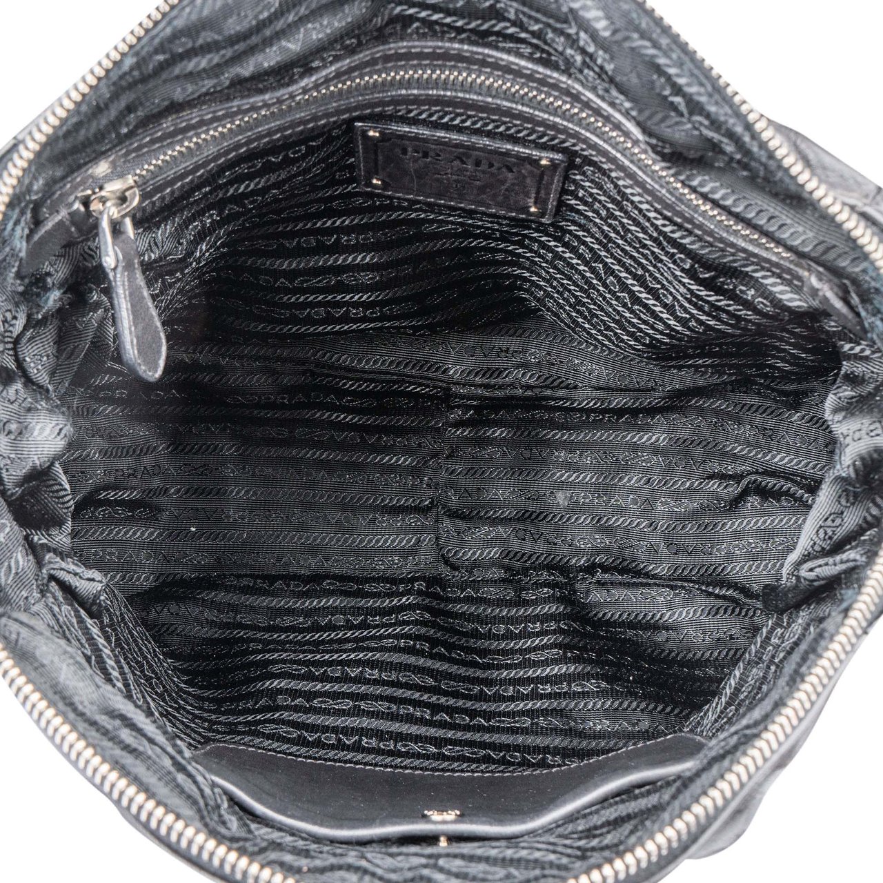 Prada Prada Classic Black Leather Handbag Zwart