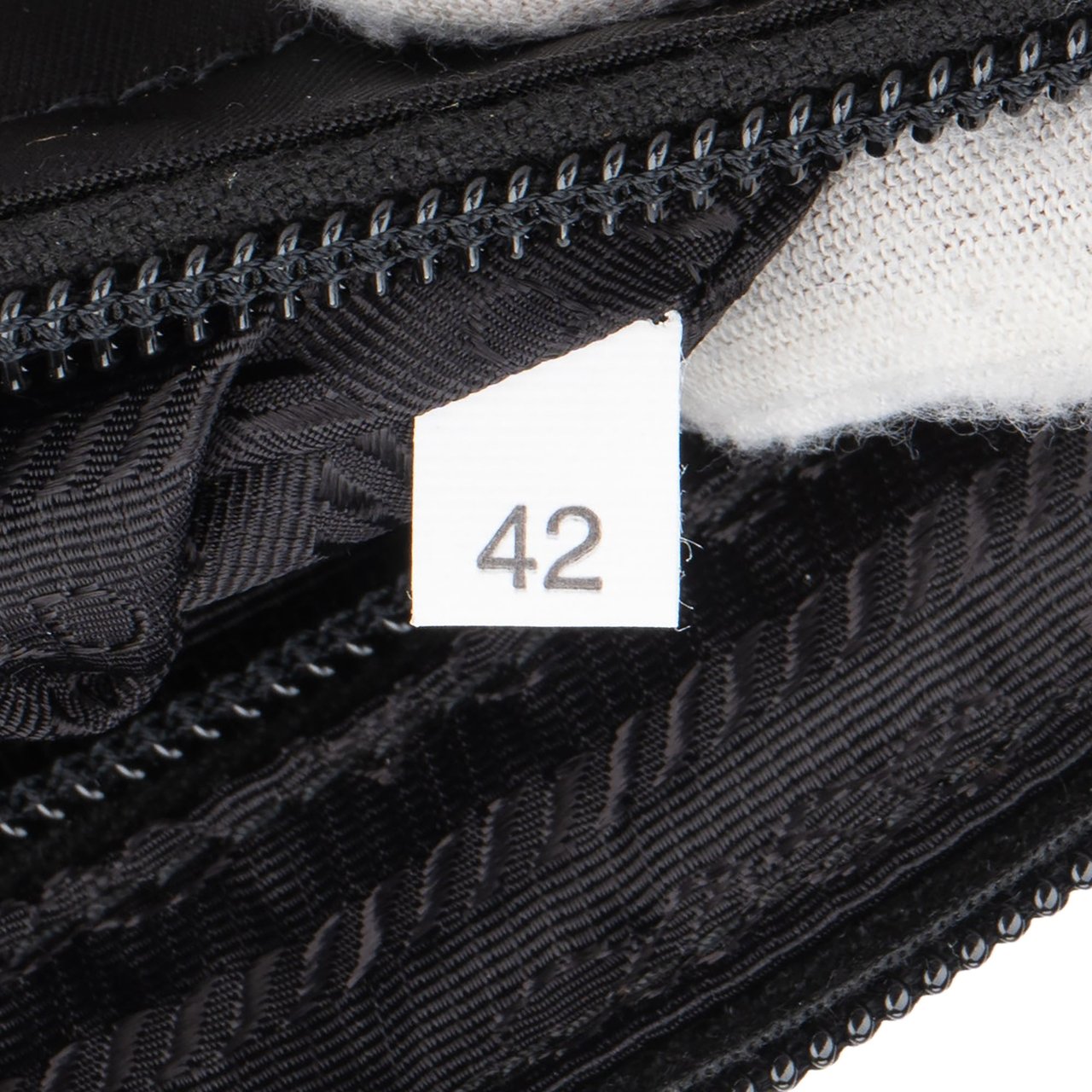 Prada Prada Black Triangle Nylon Spikes Clutch Zwart