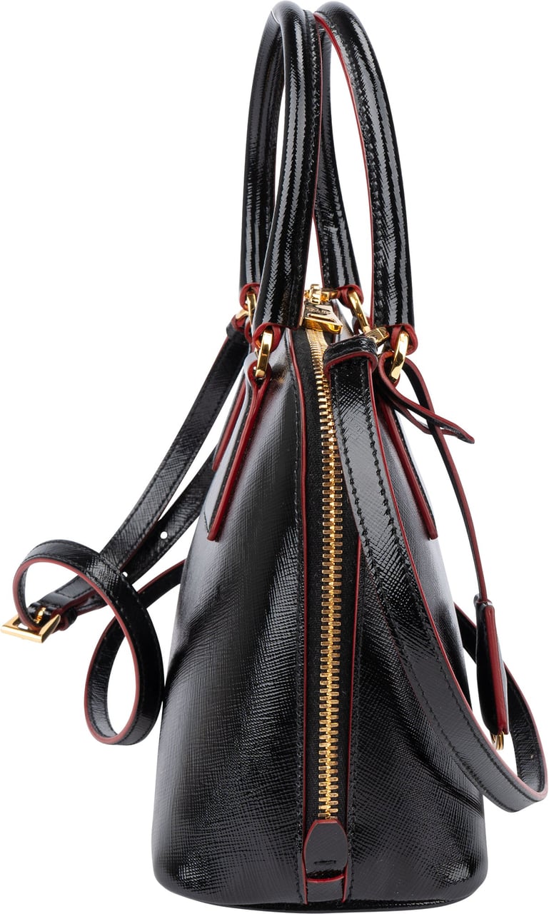 Prada Prada Patent Leather Red Lining Vitello Handbag Zwart