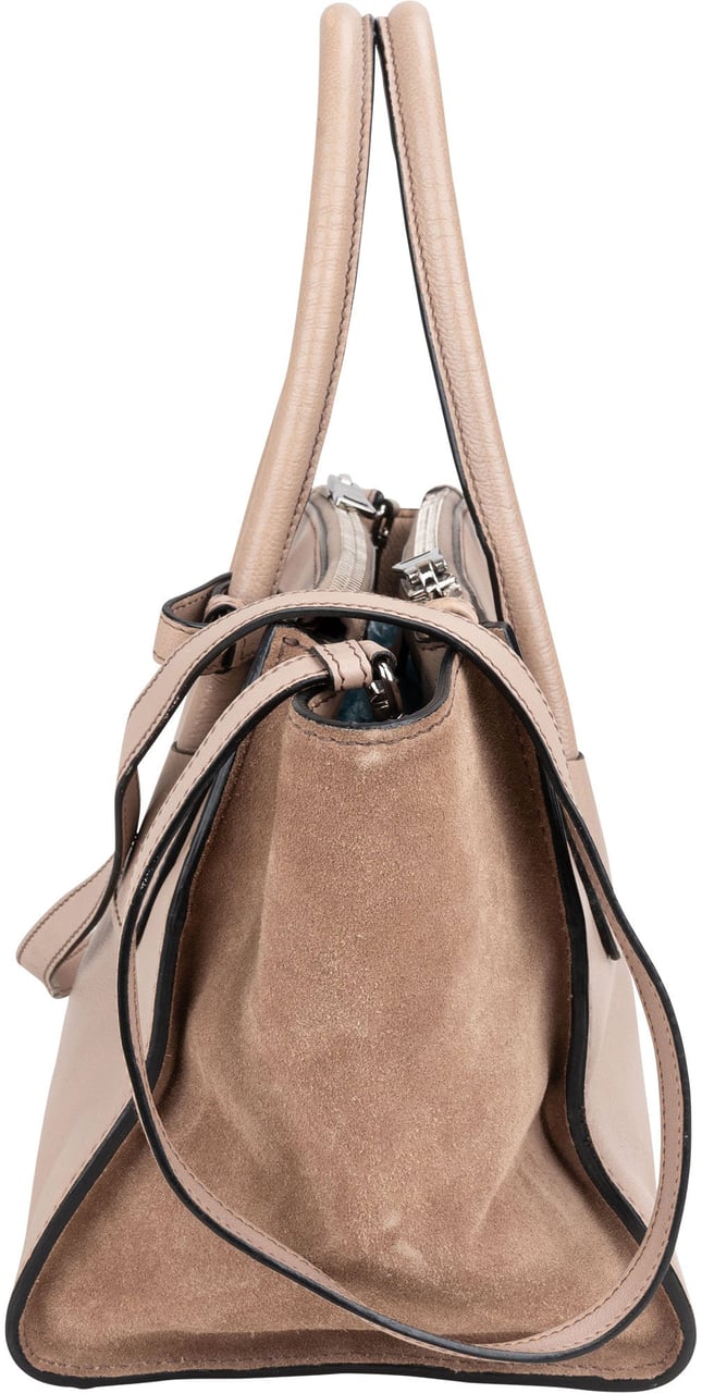 Prada Prada Leather Vitello Handbag Divers